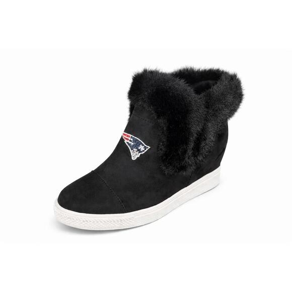 NFL Shoes - New England Patriots Faux Fur Wedge Sneaker Boot Black US 8 / EU 39 NWB